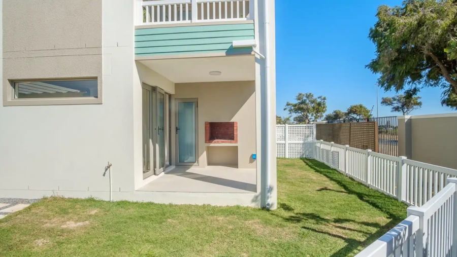 2 Bedroom Property for Sale in Kommetjie Western Cape